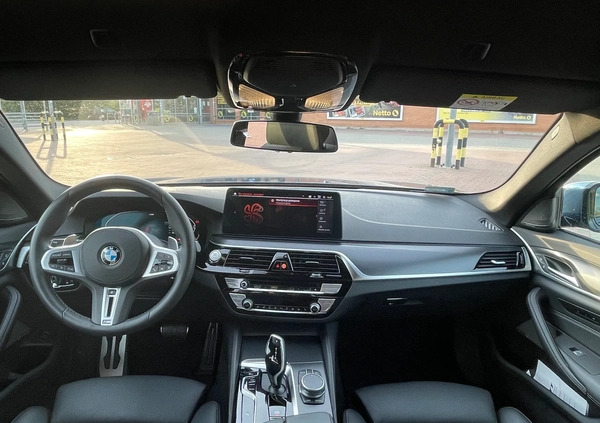 BMW Seria 5 cena 259999 przebieg: 57000, rok produkcji 2020 z Szczecin małe 92